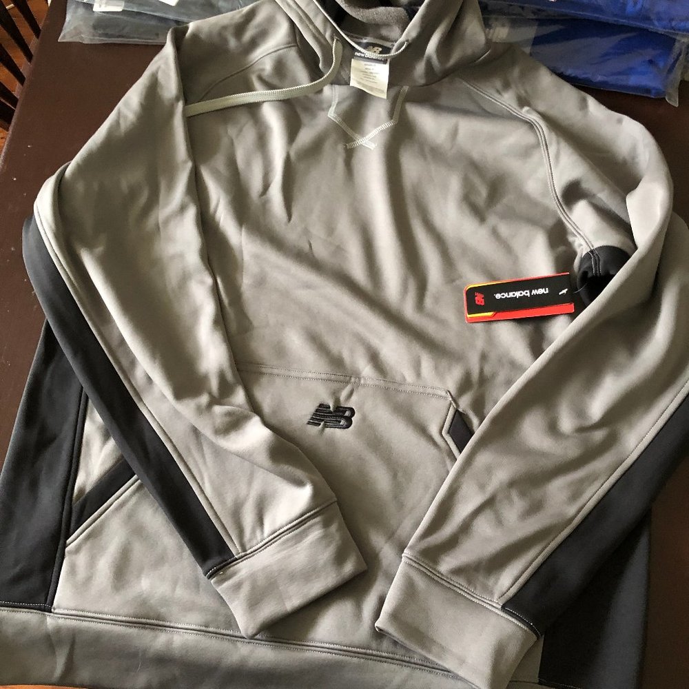 New Balance Performance Tech Hoodie - Picture 2 of 3